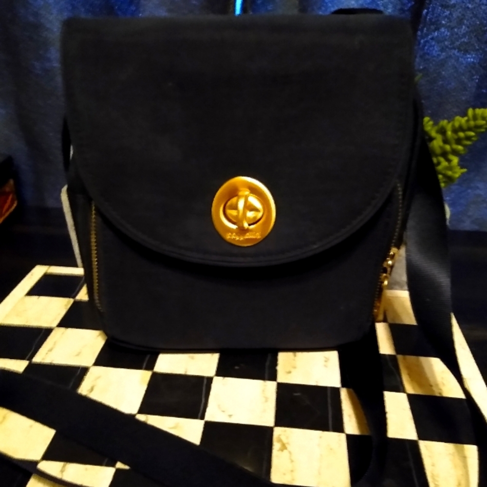 Baggallini crossbody purse